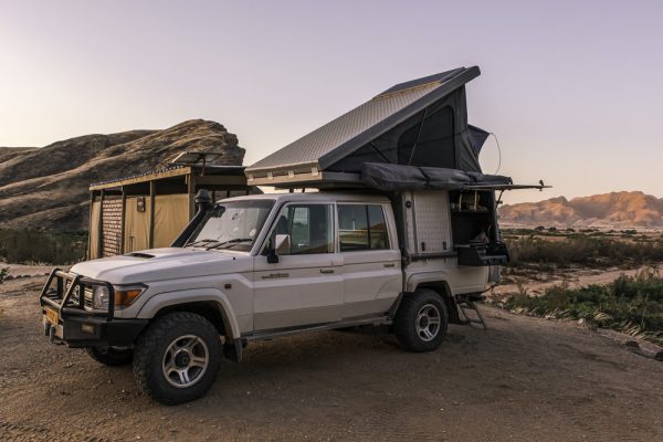 Land Cruiser camping equipped 4x4 Botswana