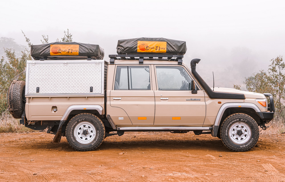 Land Cruiser camping equipped 4x4 Botswana